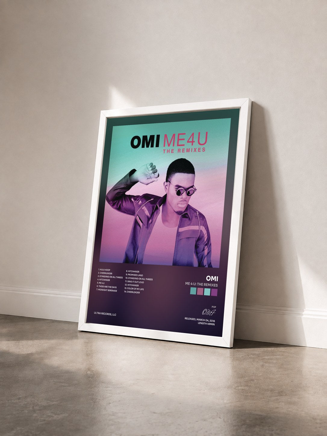 #blanc Tableau de l'album Me 4 U: The Remixes de OMI vu de trois quarts, cadre blanc