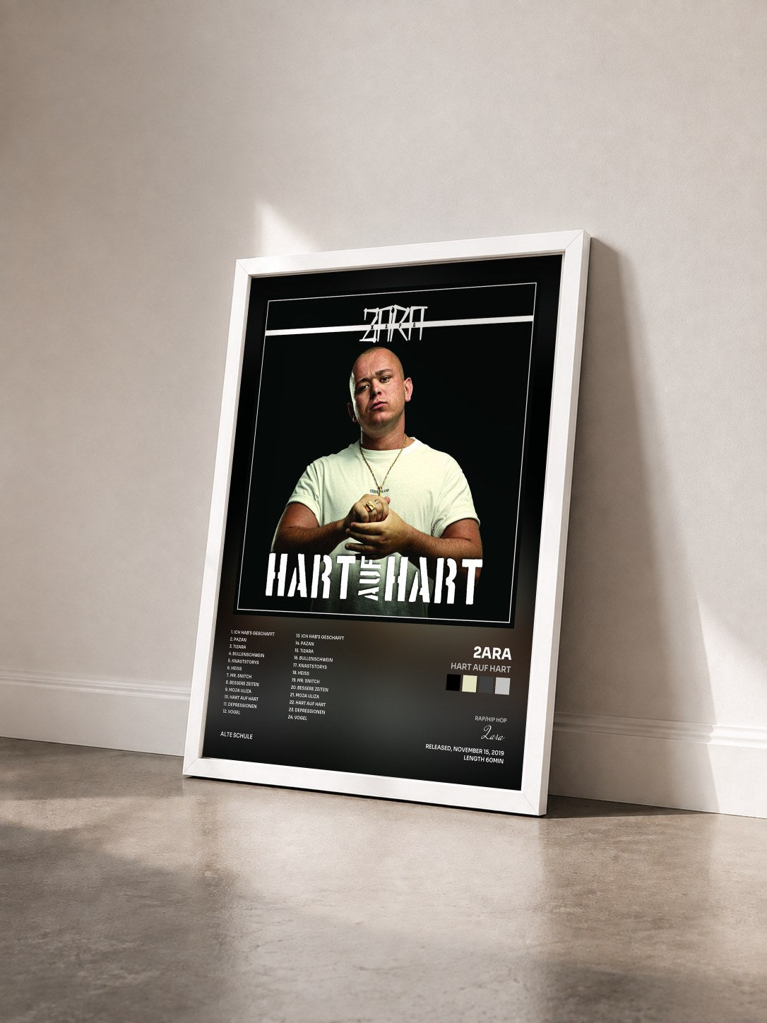 #blanc Tableau de l'album Hart auf Hart de 2ara vu de trois quarts, cadre blanc