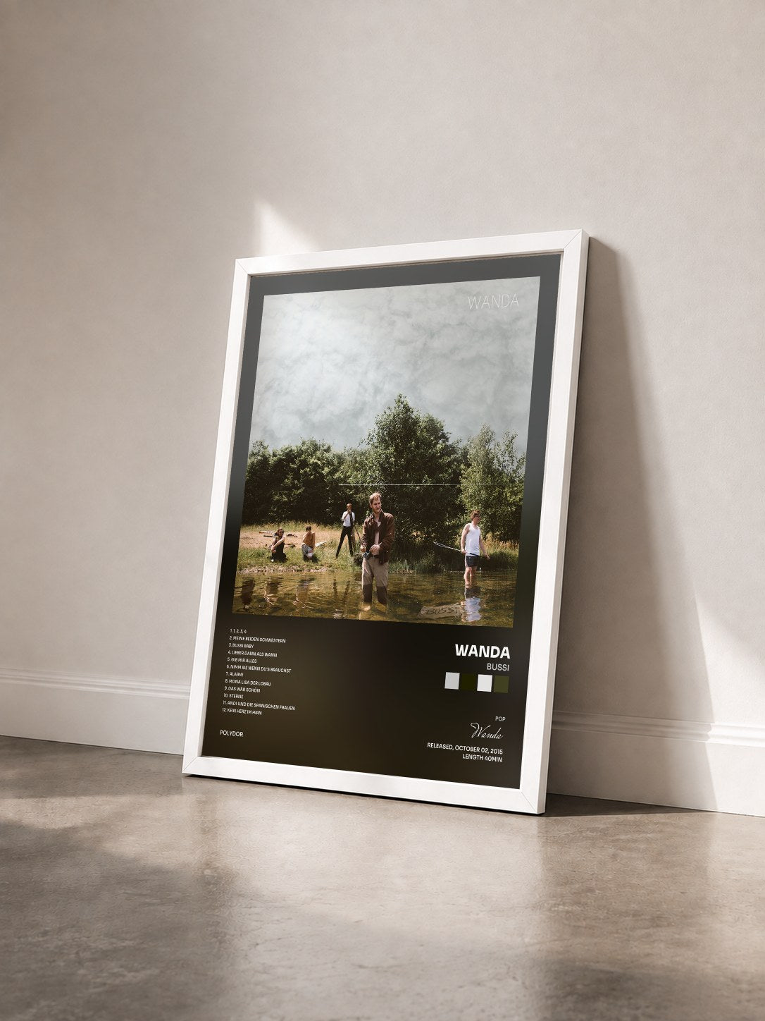 #blanc Tableau de l'album Bussi de Wanda vu de trois quarts, cadre blanc