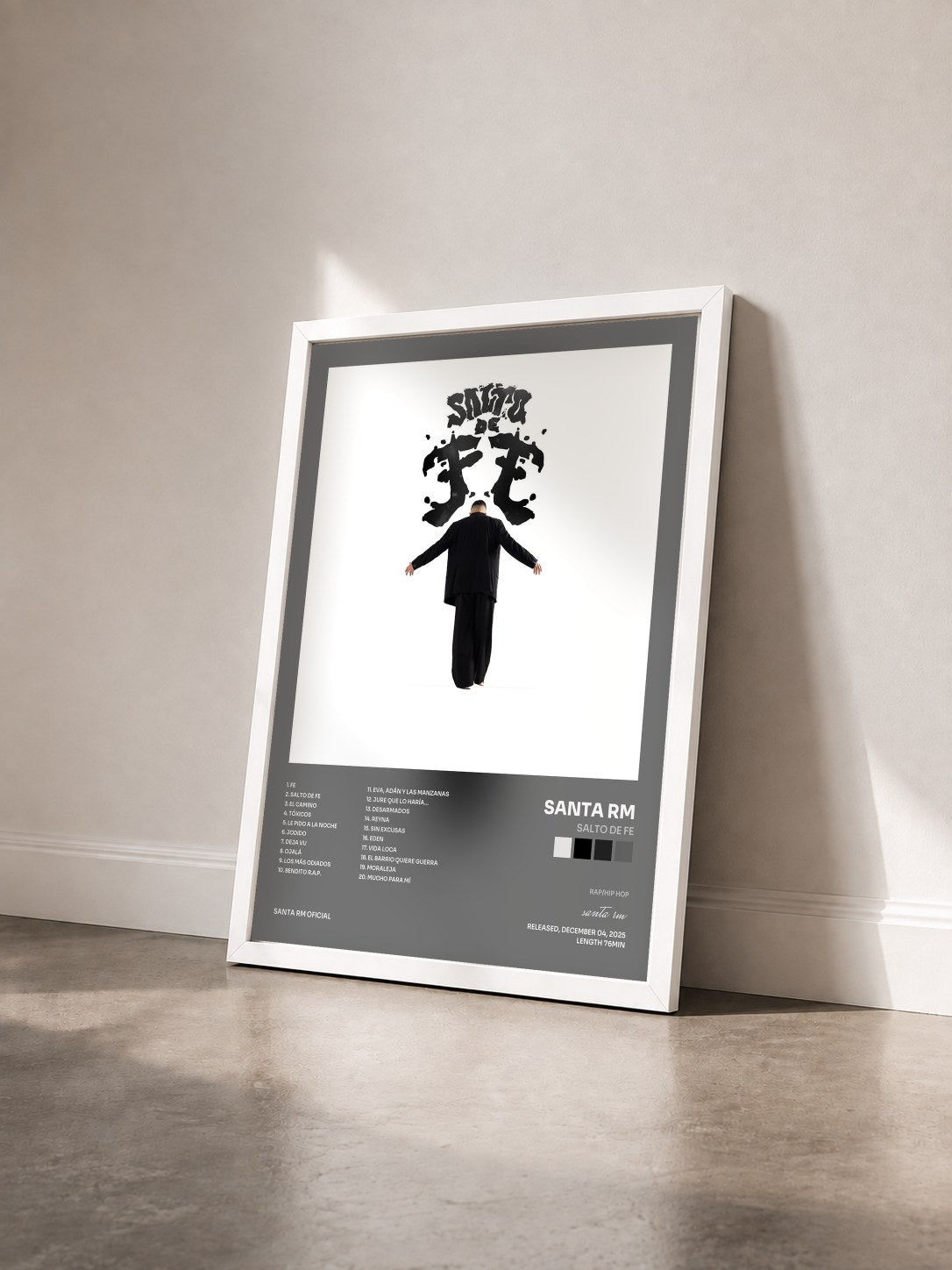 #blanc Tableau de l'album Salto de Fe de santa rm vu de trois quarts, cadre blanc
