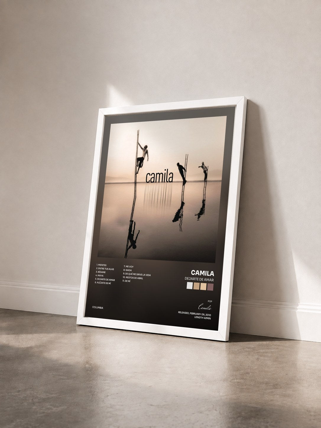 #blanc Tableau de l'album Dejarte De Amar de Camila vu de trois quarts, cadre blanc