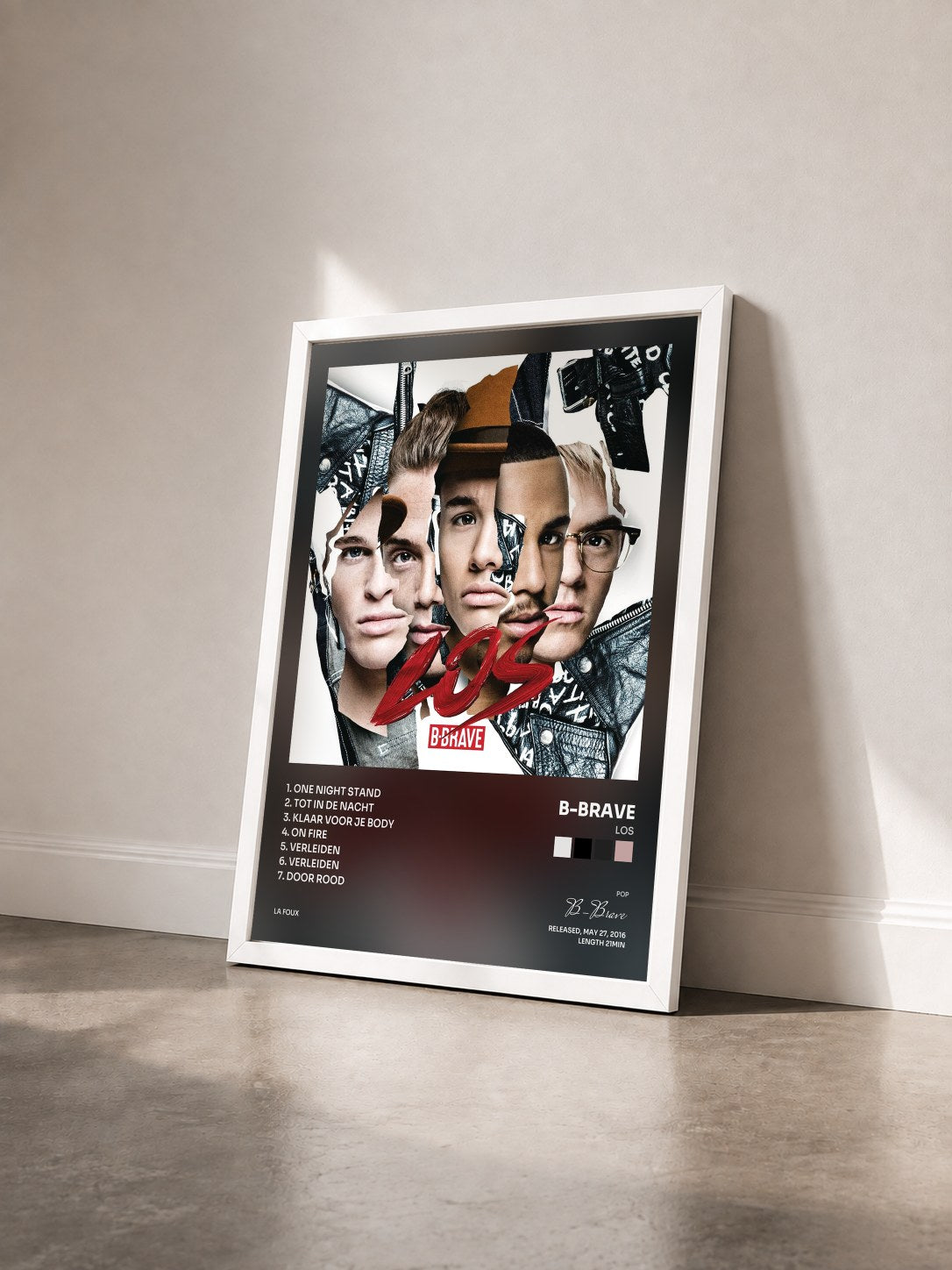 #blanc Tableau de l'album LOS de B-Brave vu de trois quarts, cadre blanc