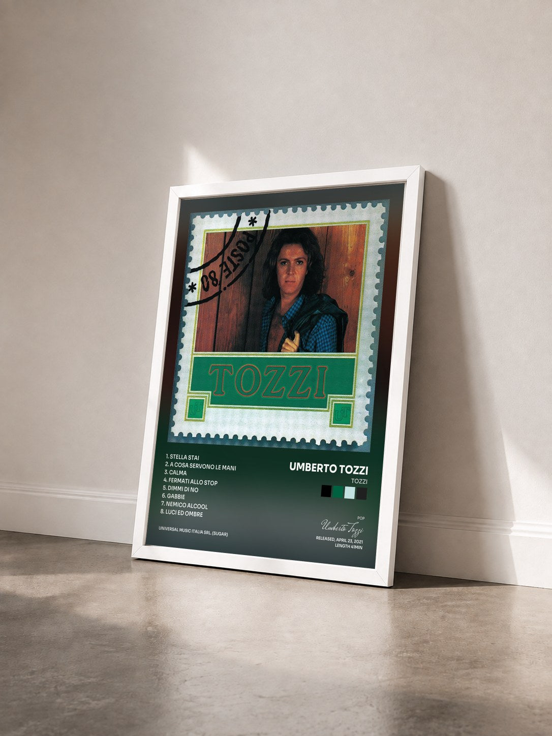 #blanc Tableau de l'album Tozzi de Umberto Tozzi vu de trois quarts, cadre blanc
