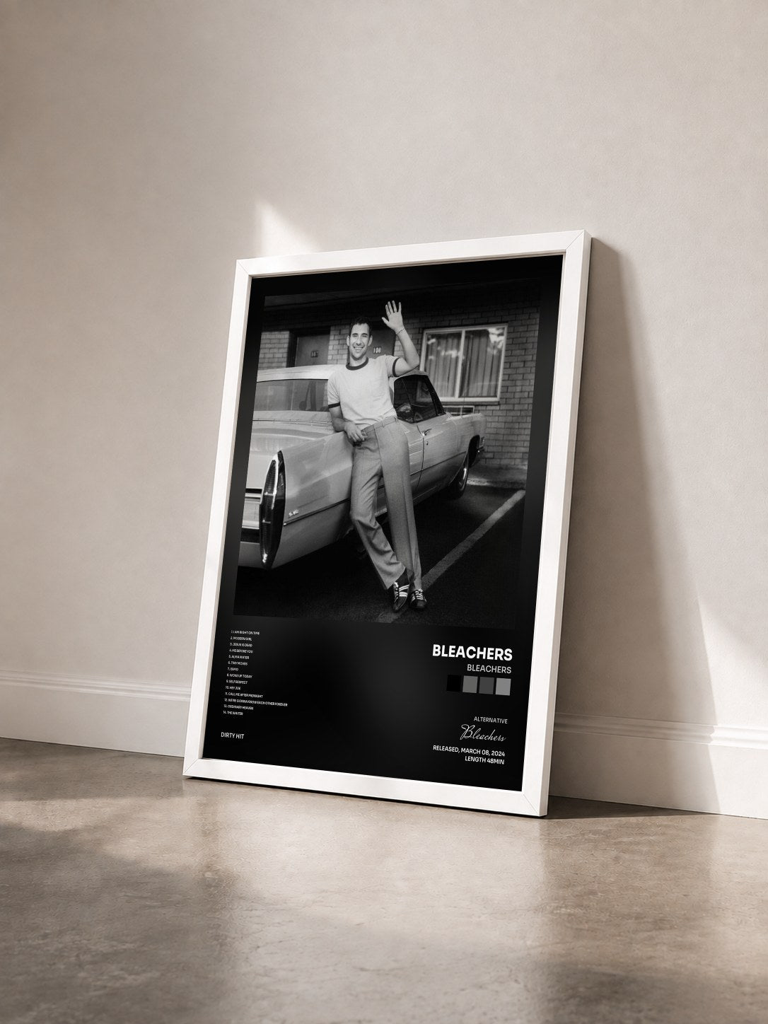 #blanc Tableau de l'album Bleachers de Bleachers vu de trois quarts, cadre blanc