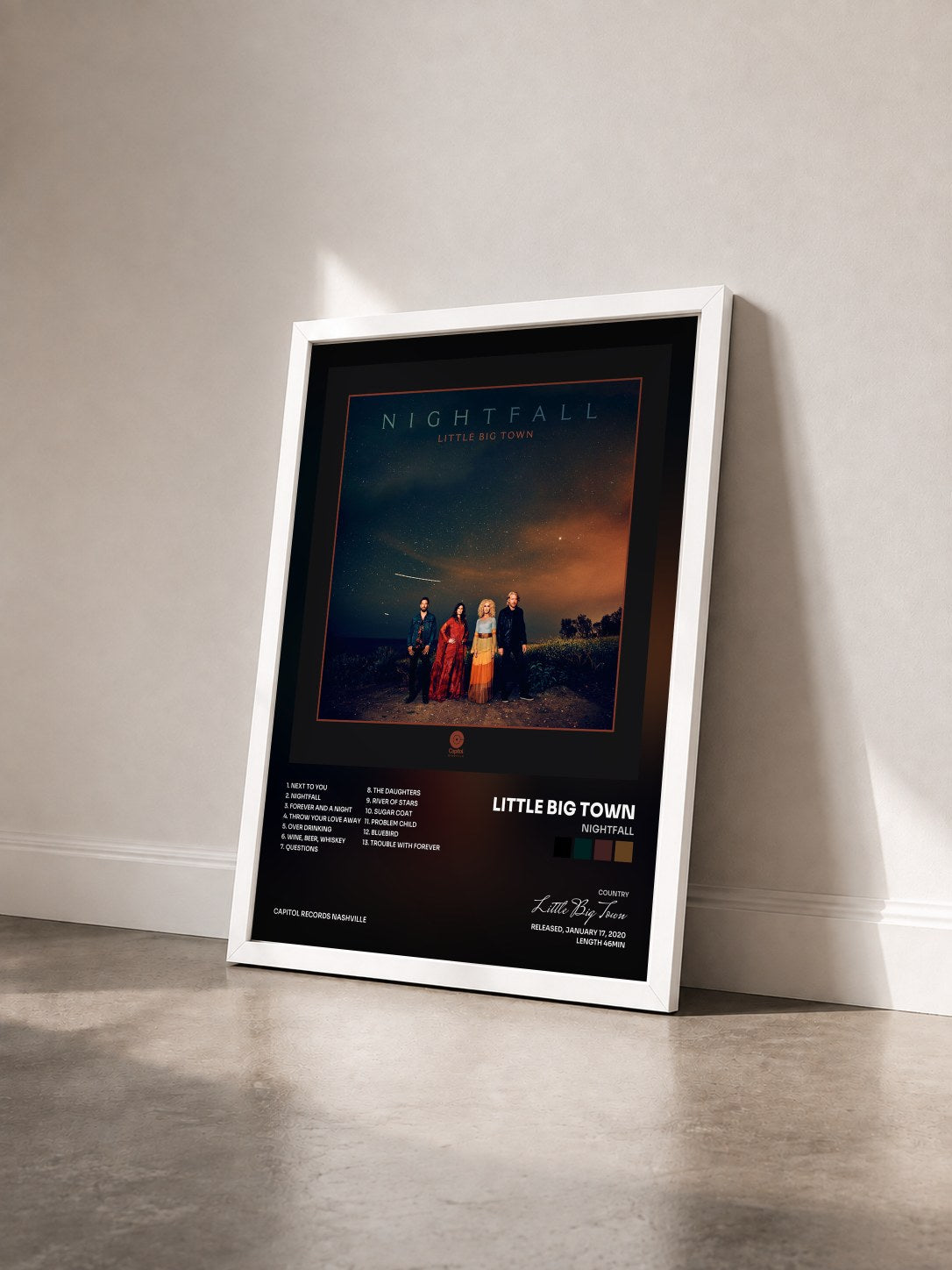 #blanc Tableau de l'album Nightfall de Little Big Town vu de trois quarts, cadre blanc