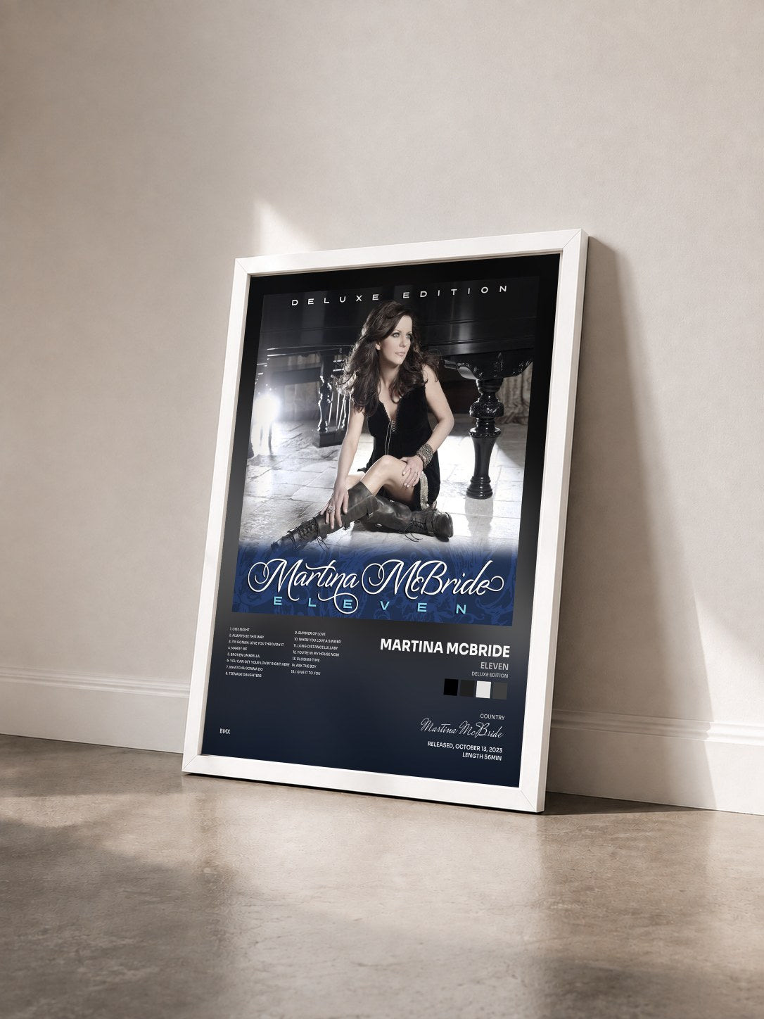 #blanc Tableau de l'album Eleven (Deluxe Edition) de Martina McBride vu de trois quarts, cadre blanc