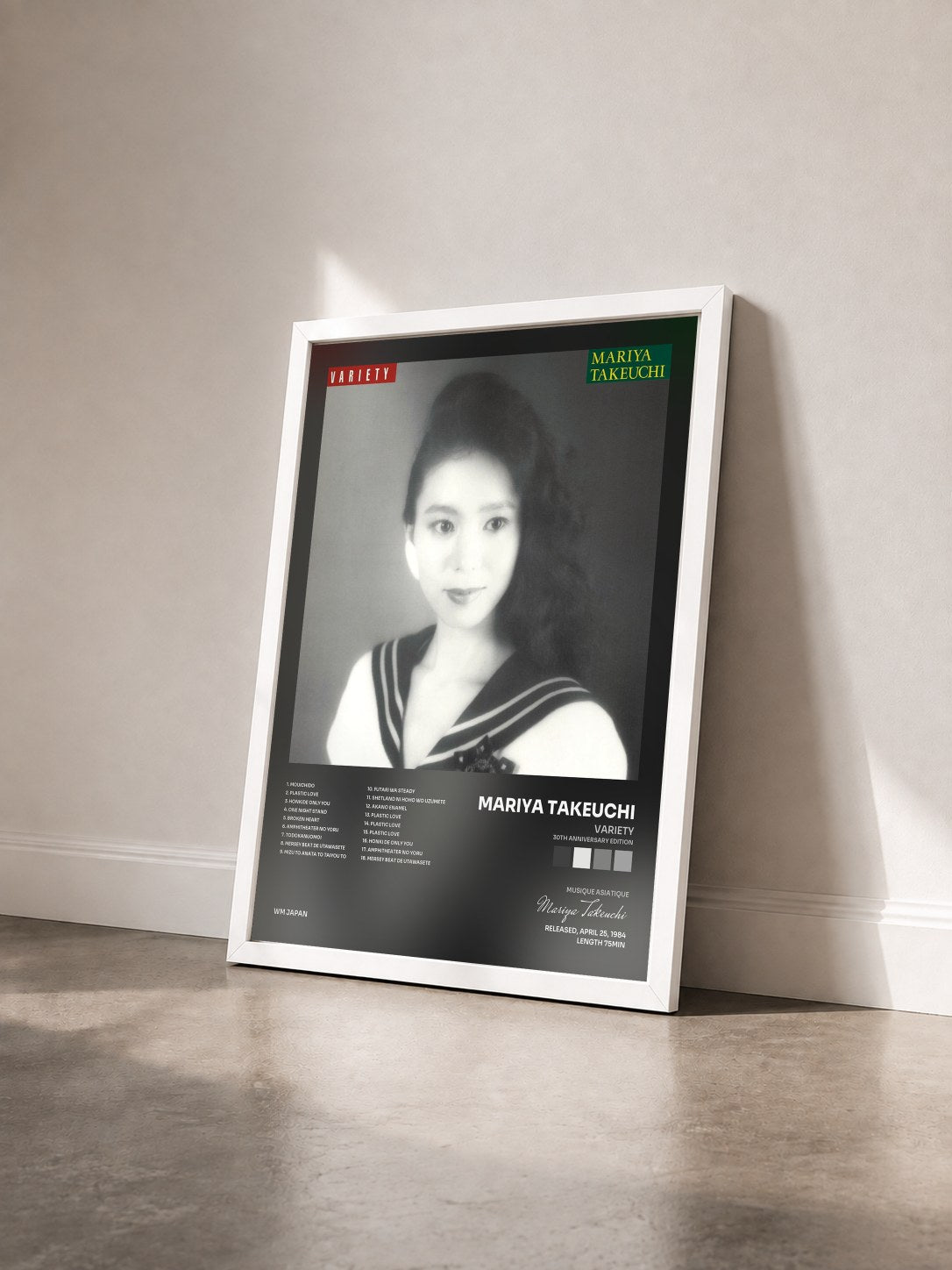 #blanc Tableau de l'album VARIETY (30th Anniversary Edition) de Mariya Takeuchi vu de trois quarts, cadre blanc