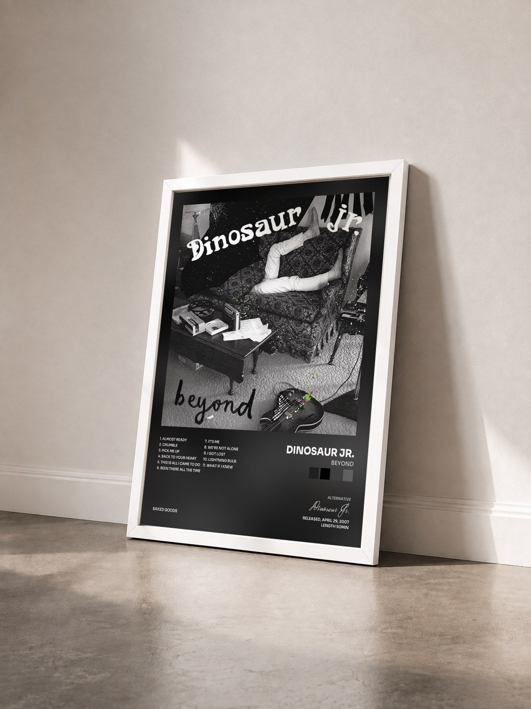 #blanc Tableau de l'album Beyond de Dinosaur Jr. vu de trois quarts, cadre blanc
