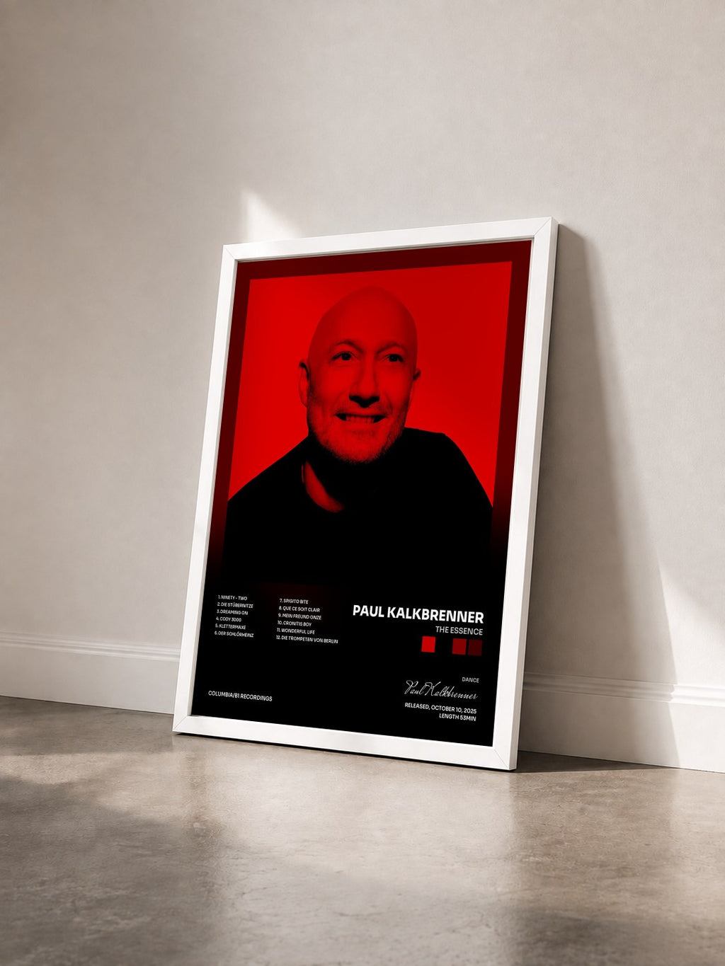#blanc Tableau de l'album THE ESSENCE de Paul Kalkbrenner vu de trois quarts, cadre blanc