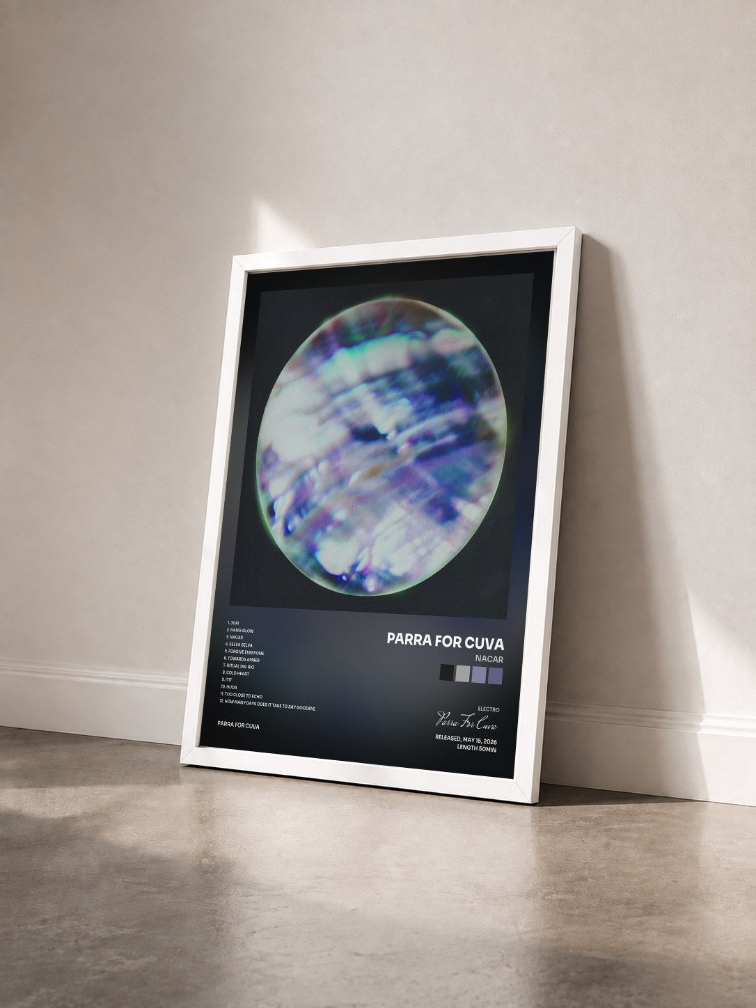 #blanc Tableau de l'album Nacar de Parra For Cuva vu de trois quarts, cadre blanc