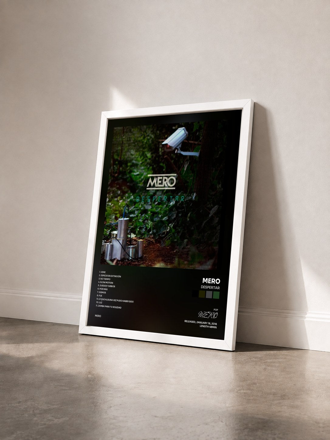 #blanc Tableau de l'album Despertar de MERO vu de trois quarts, cadre blanc