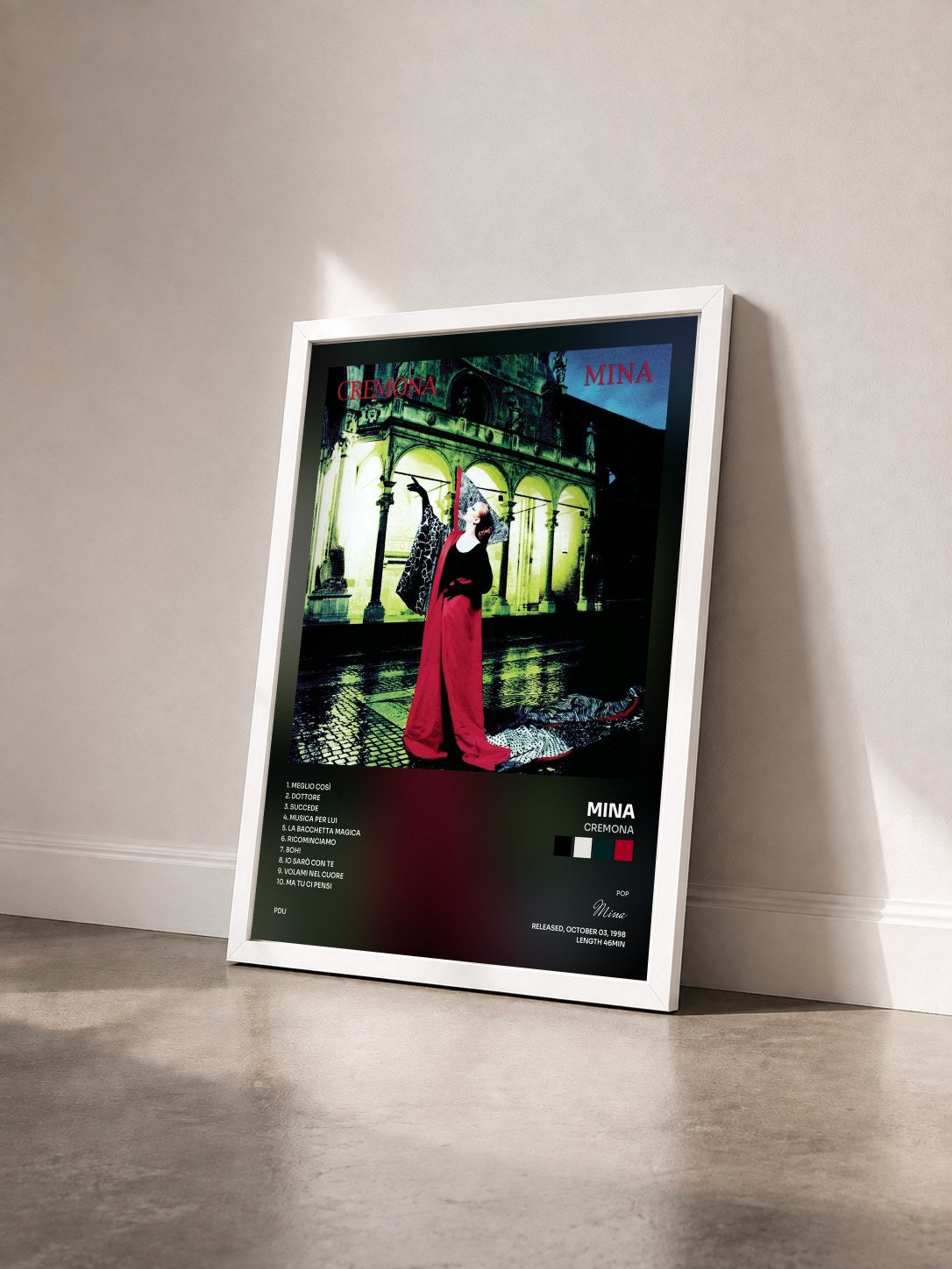 #blanc Tableau de l'album Cremona de Mina vu de trois quarts, cadre blanc