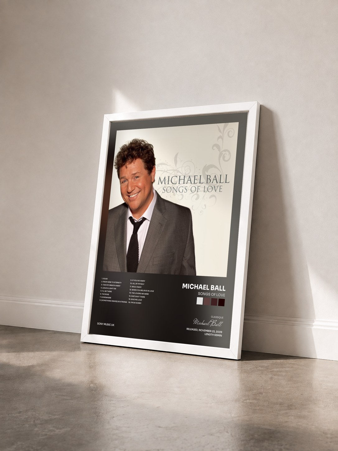 #blanc Tableau de l'album Songs Of Love de Michael Ball vu de trois quarts, cadre blanc