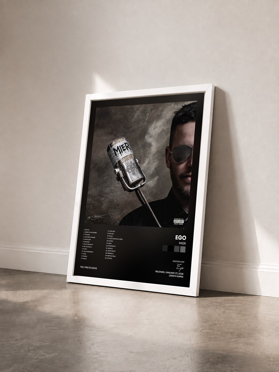 #blanc Tableau de l'album MIER de Ego vu de trois quarts, cadre blanc