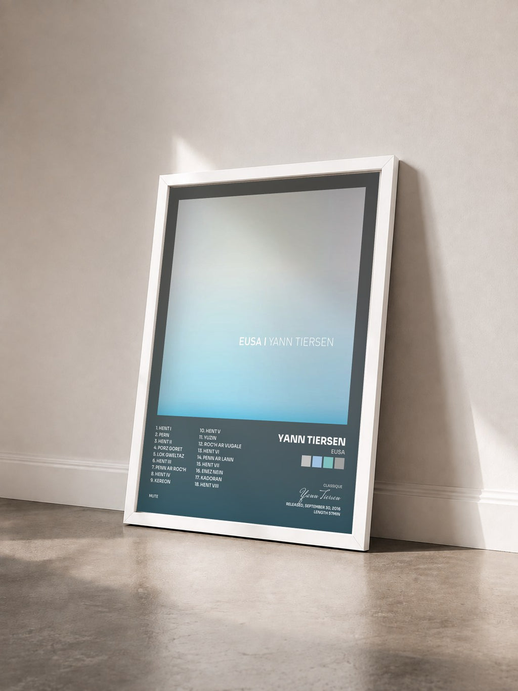 #blanc Tableau de l'album EUSA de Yann Tiersen vu de trois quarts, cadre blanc