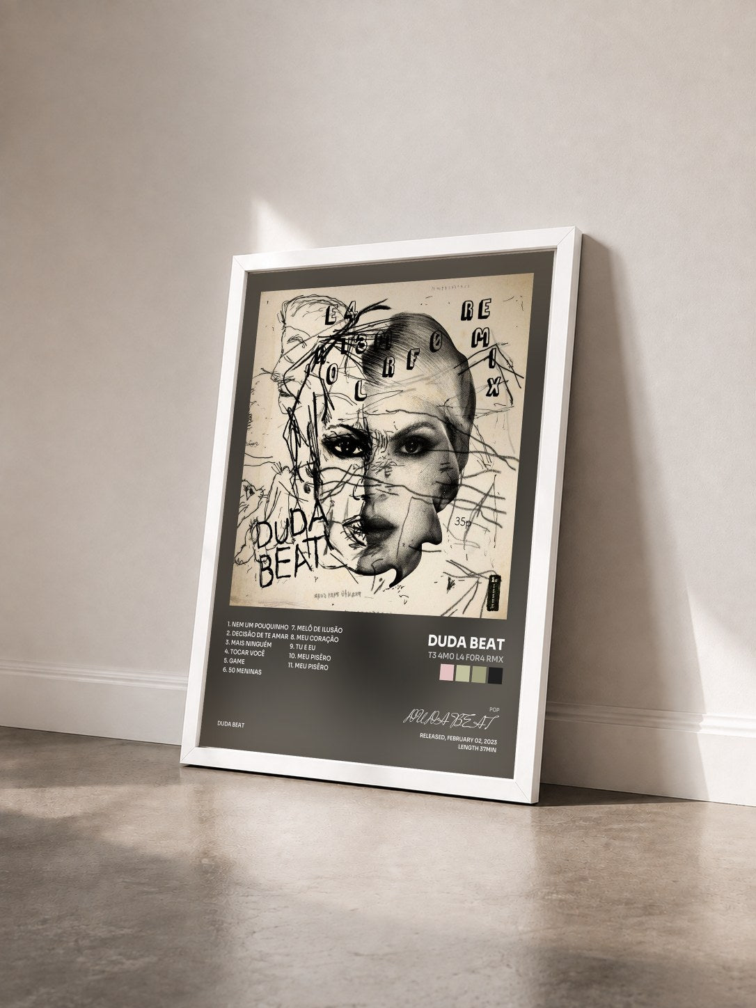 #blanc Tableau de l'album T3 4M0 L4 F0R4 RMX de DUDA BEAT vu de trois quarts, cadre blanc