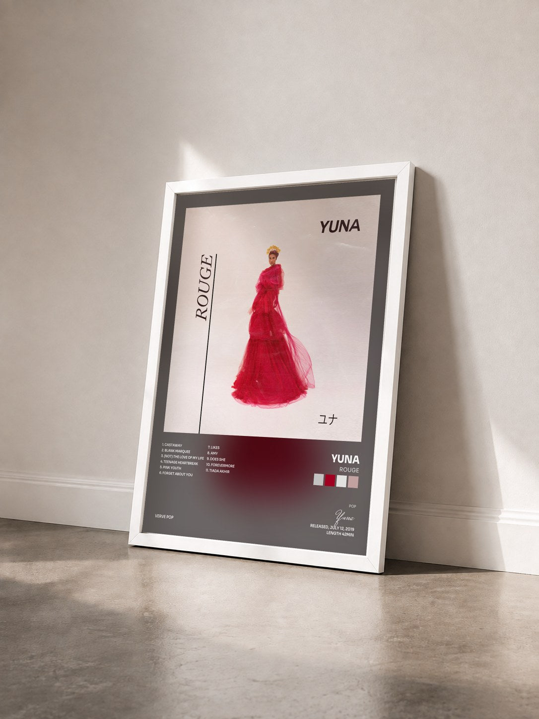 #blanc Tableau de l'album Rouge de Yuna vu de trois quarts, cadre blanc