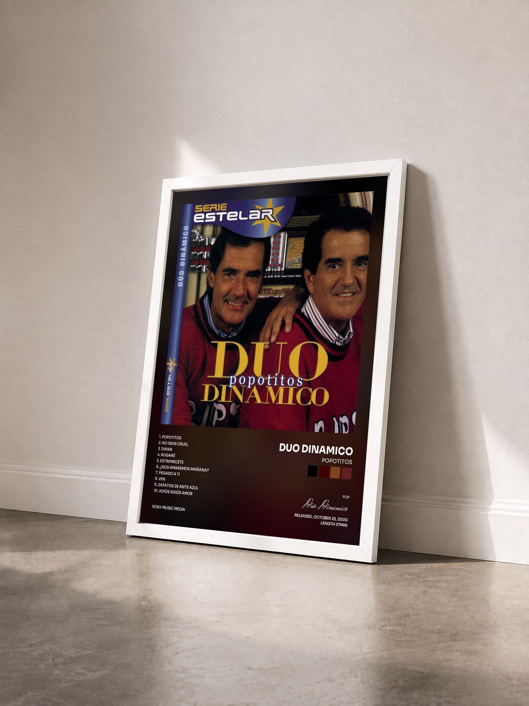#blanc Tableau de l'album Popotitos de Duo Dinamico vu de trois quarts, cadre blanc