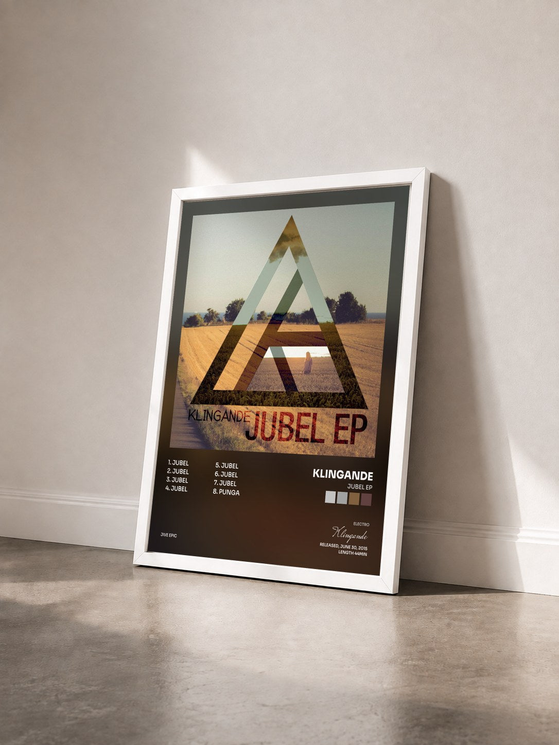 #blanc Tableau de l'album Jubel EP de Klingande vu de trois quarts, cadre blanc