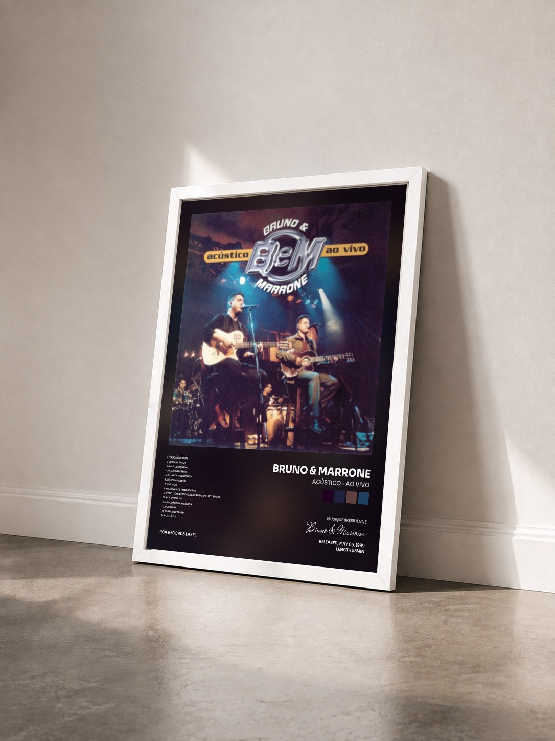 #blanc Tableau de l'album Acústico - Ao Vivo de Bruno & Marrone vu de trois quarts, cadre blanc