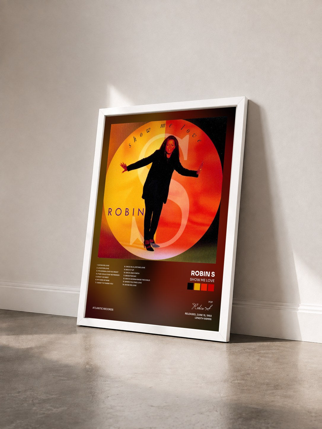 #blanc Tableau de l'album Show Me Love de Robin S vu de trois quarts, cadre blanc
