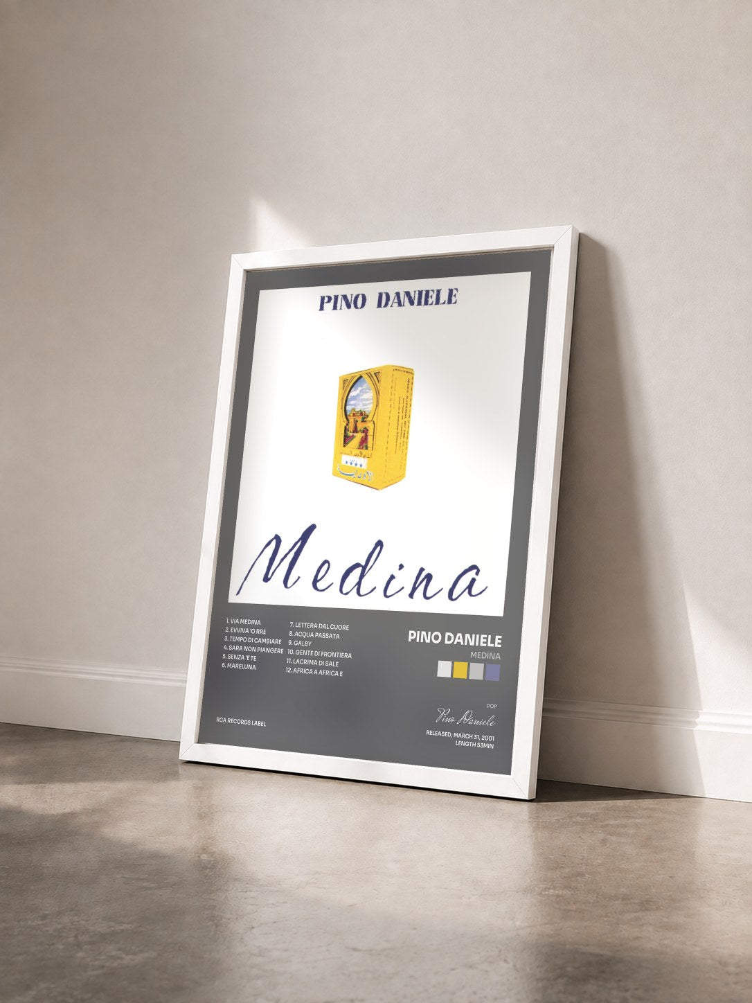 #blanc Tableau de l'album Medina de Pino Daniele vu de trois quarts, cadre blanc