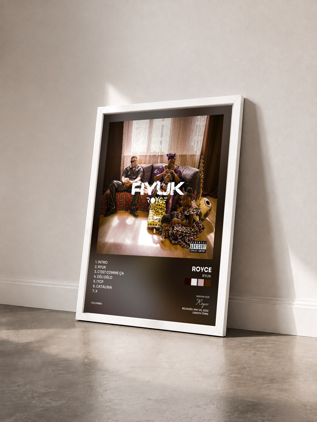 #blanc Tableau de l'album Ryuk de Royce vu de trois quarts, cadre blanc