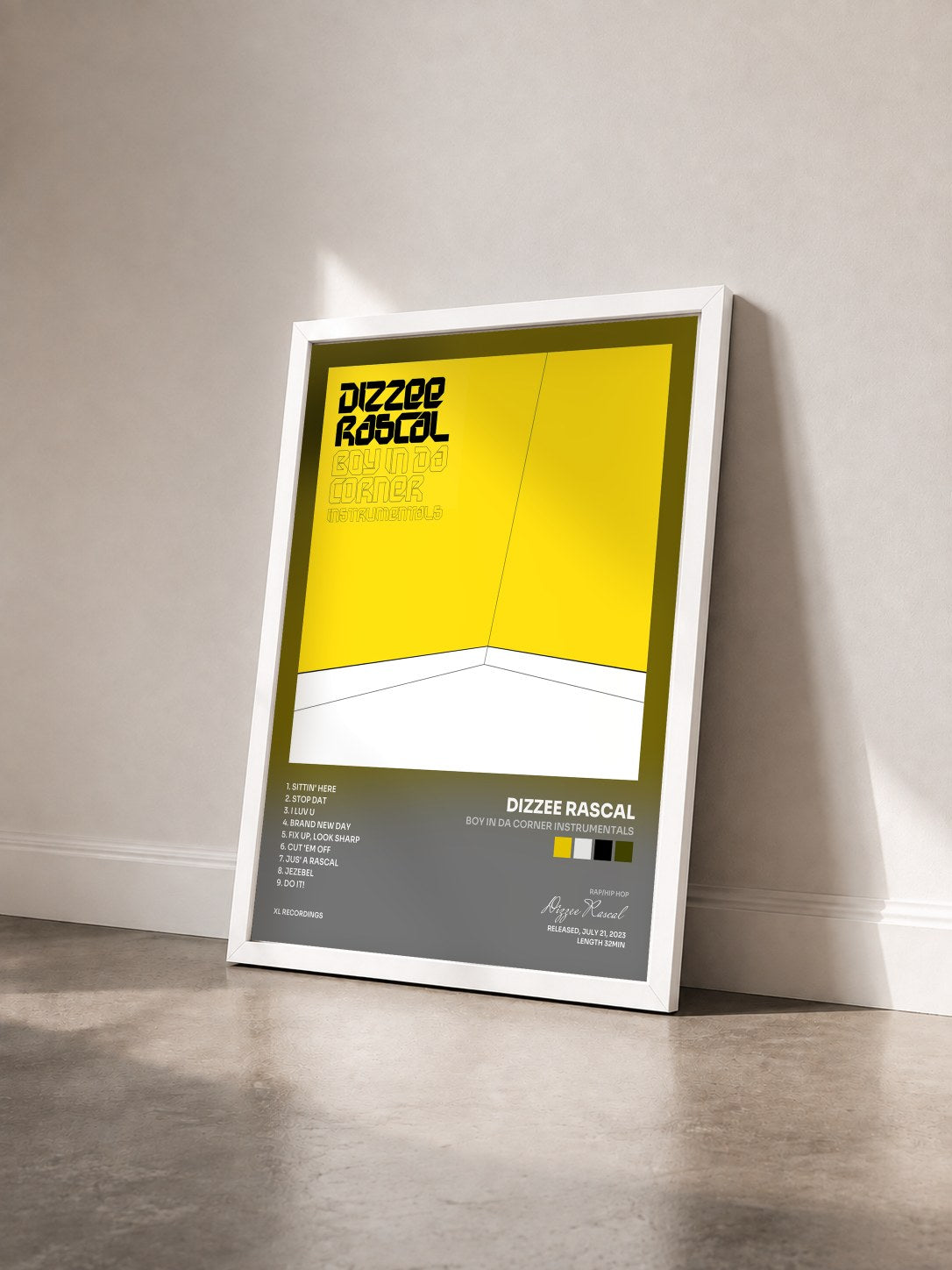 #blanc Tableau de l'album Boy In Da Corner Instrumentals de Dizzee Rascal vu de trois quarts, cadre blanc