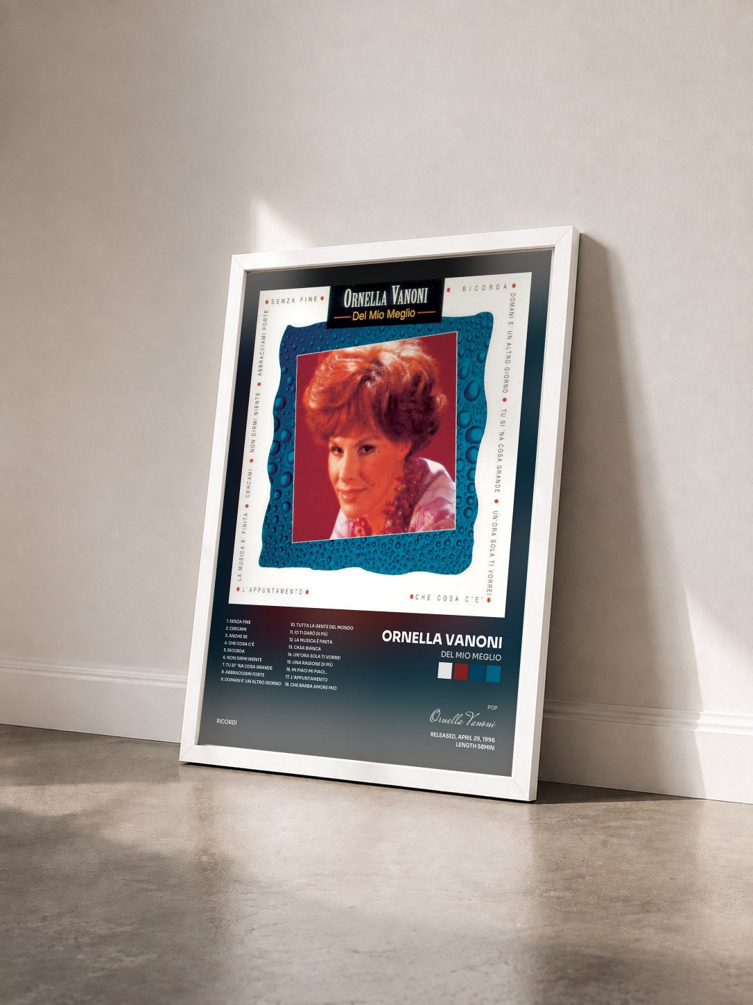 #blanc Tableau de l'album Del Mio Meglio de Ornella Vanoni vu de trois quarts, cadre blanc