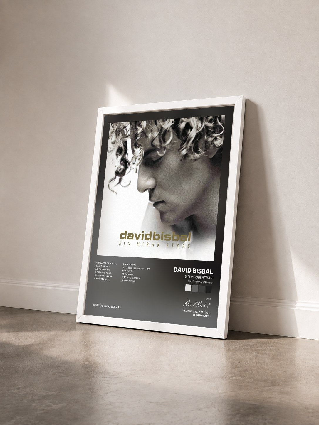 #blanc Tableau de l'album Sin Mirar Atrás (Edición 15º Aniversario) de David Bisbal vu de trois quarts, cadre blanc