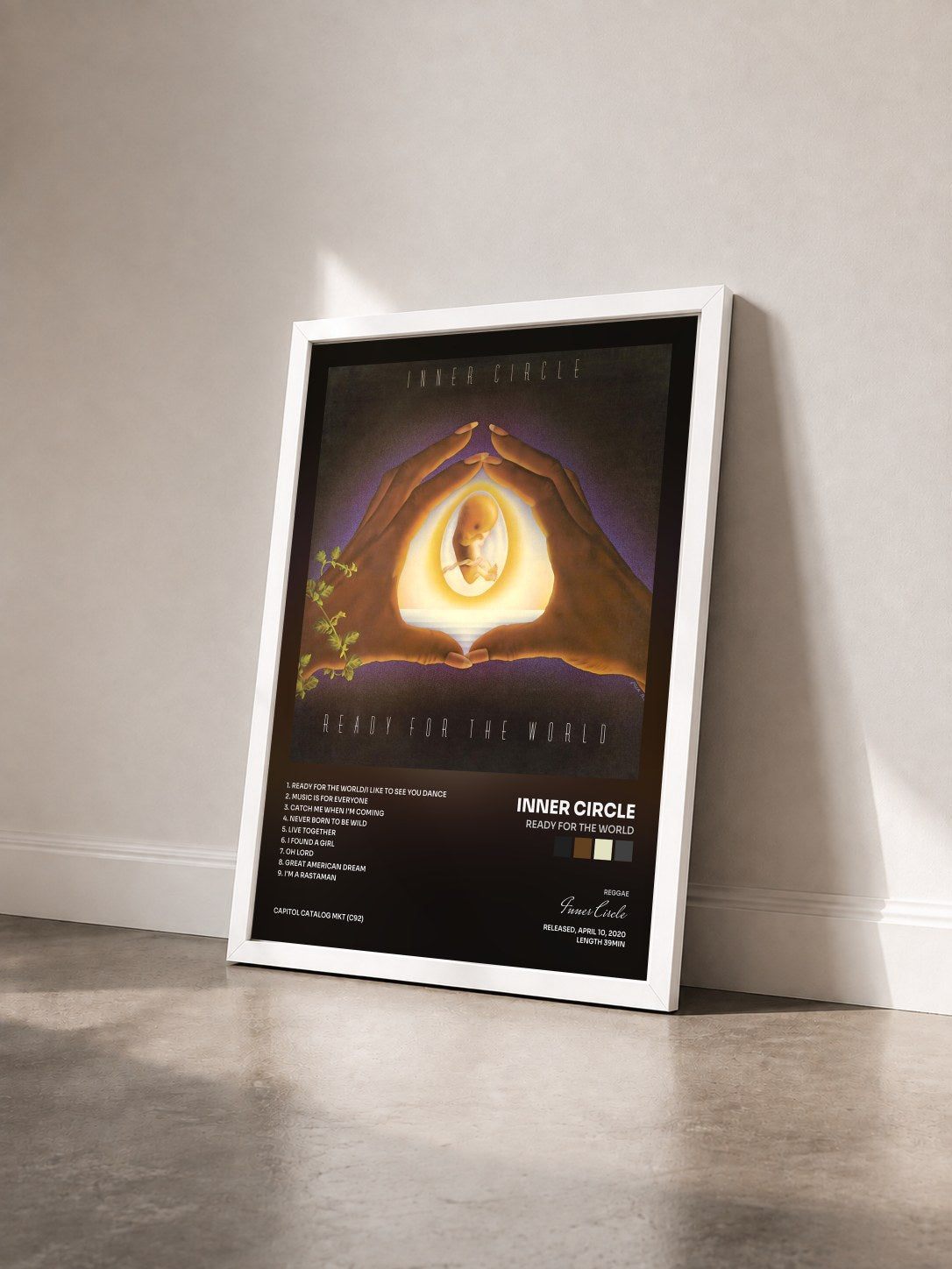 #blanc Tableau de l'album Ready For The World de Inner Circle vu de trois quarts, cadre blanc