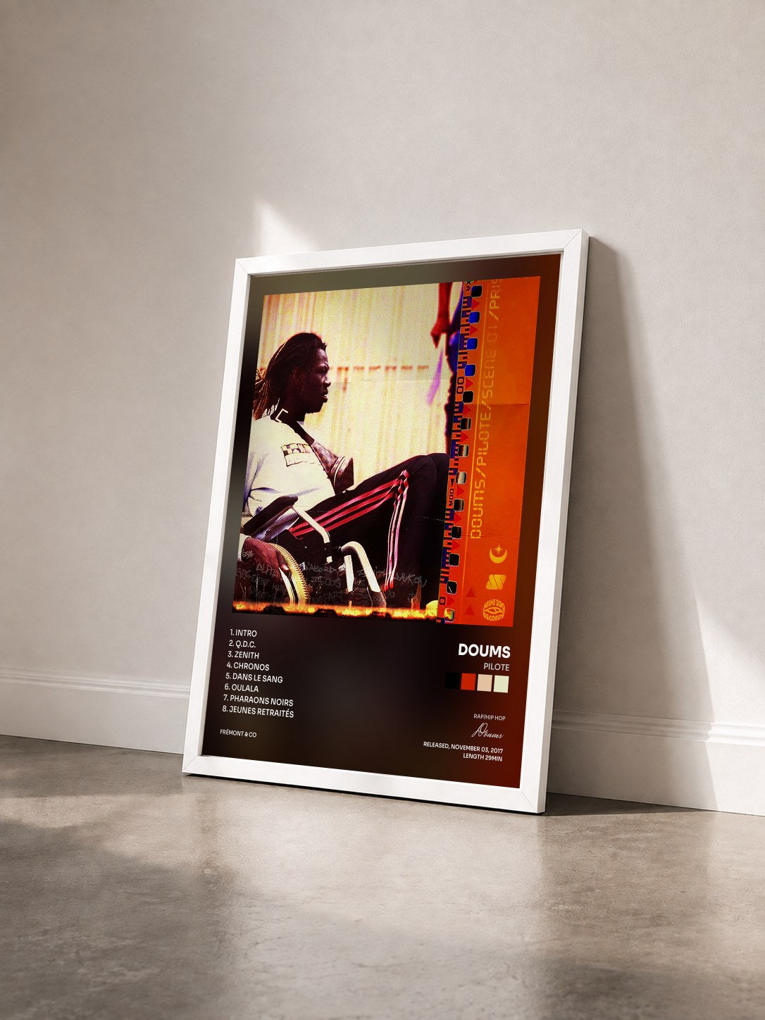 #blanc Tableau de l'album Pilote de Doums vu de trois quarts, cadre blanc