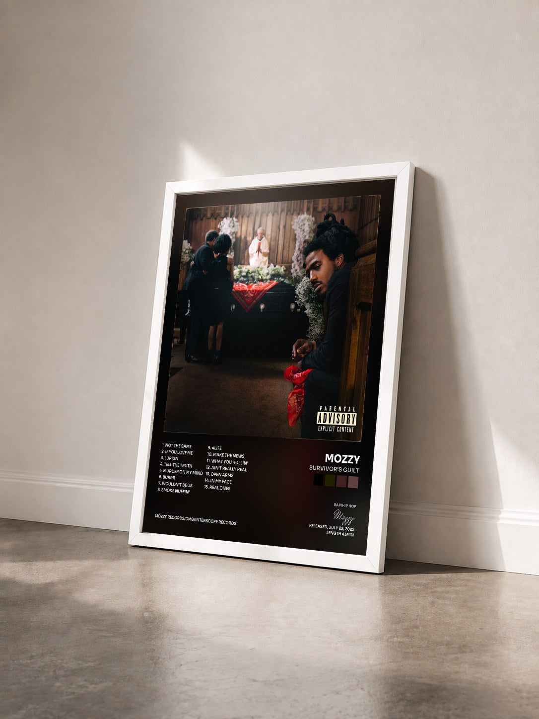 #blanc Tableau de l'album Survivor's Guilt de Mozzy vu de trois quarts, cadre blanc