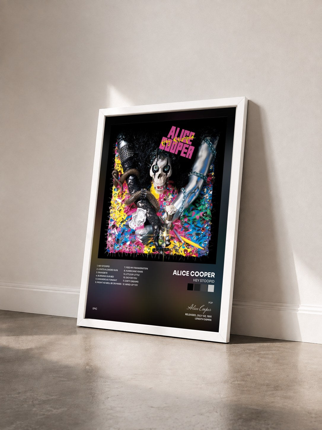 #blanc Tableau de l'album Hey Stoopid de Alice Cooper vu de trois quarts, cadre blanc