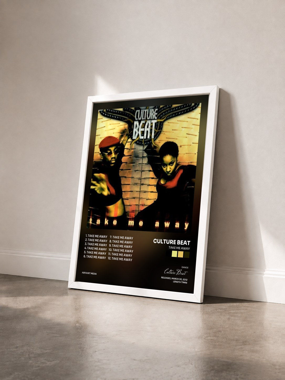 #blanc Tableau de l'album Take Me Away de Culture Beat vu de trois quarts, cadre blanc