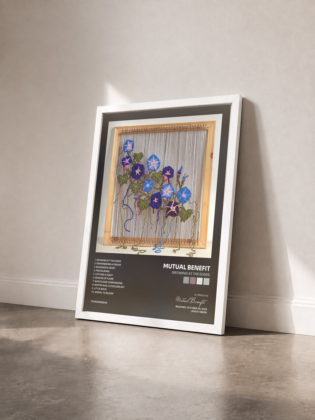 #blanc Tableau de l'album Growing at the Edges de Mutual Benefit vu de trois quarts, cadre blanc