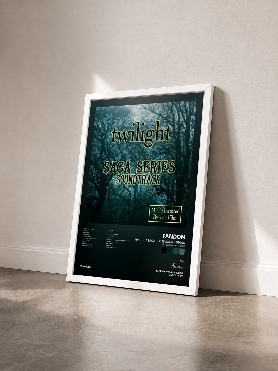 #blanc Tableau de l'album Twilight Saga Series Soundtrack (Music Inspired By the Film) de Fandom vu de trois quarts, cadre blanc