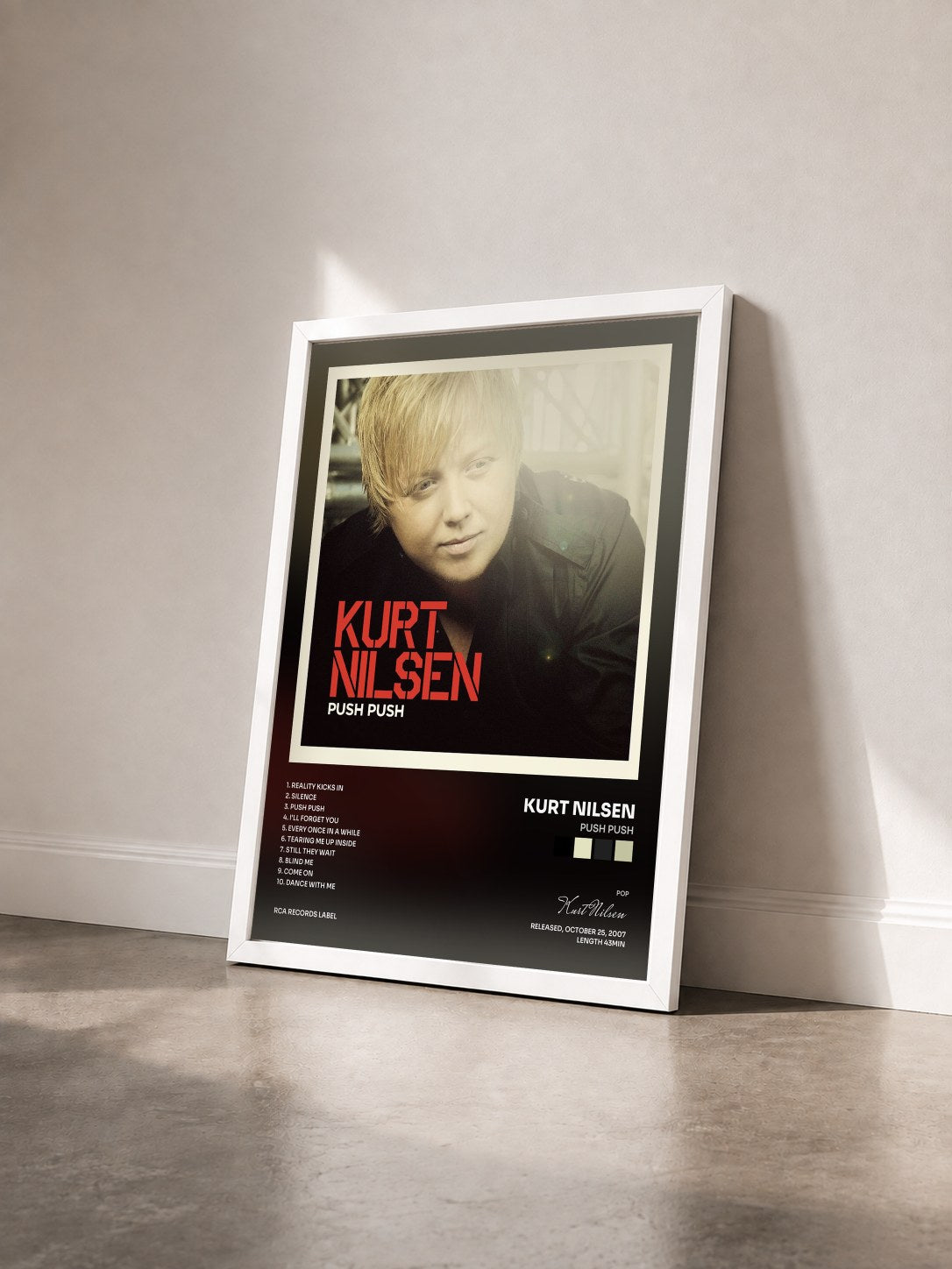 #blanc Tableau de l'album Push Push de Kurt Nilsen vu de trois quarts, cadre blanc