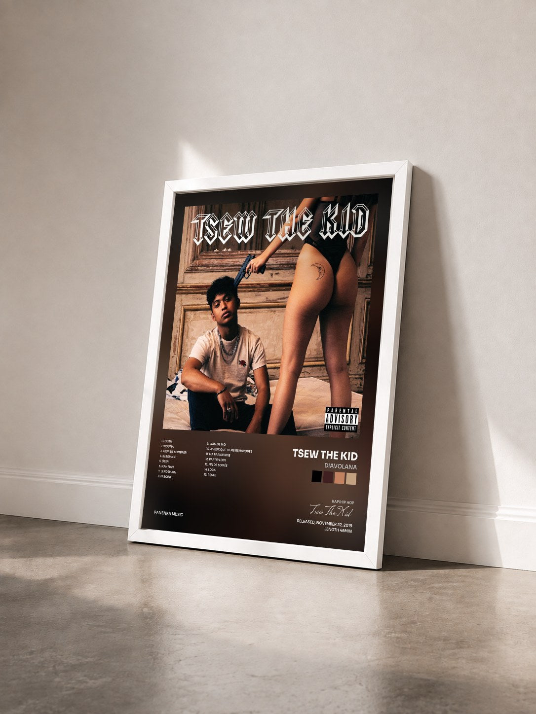 #blanc Tableau de l'album Diavolana de Tsew The Kid vu de trois quarts, cadre blanc