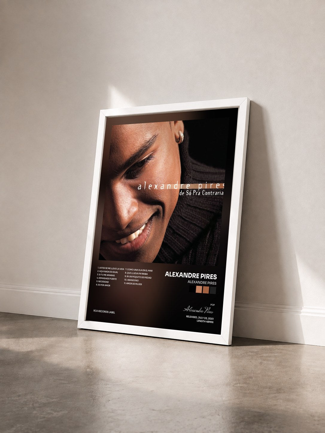 #blanc Tableau de l'album Alexandre Pires de Alexandre Pires vu de trois quarts, cadre blanc