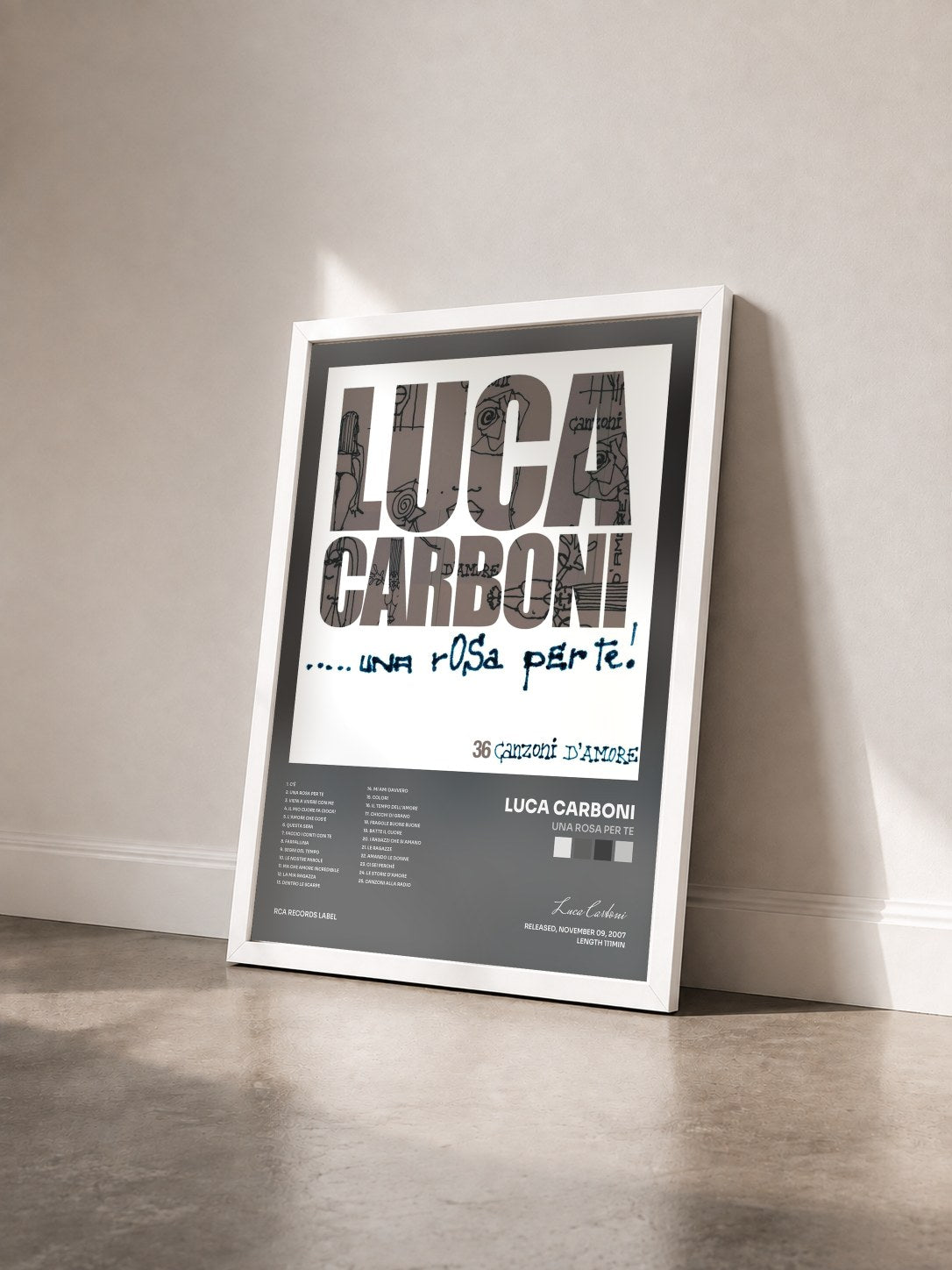 #blanc Tableau de l'album Una Rosa Per Te de Luca Carboni vu de trois quarts, cadre blanc