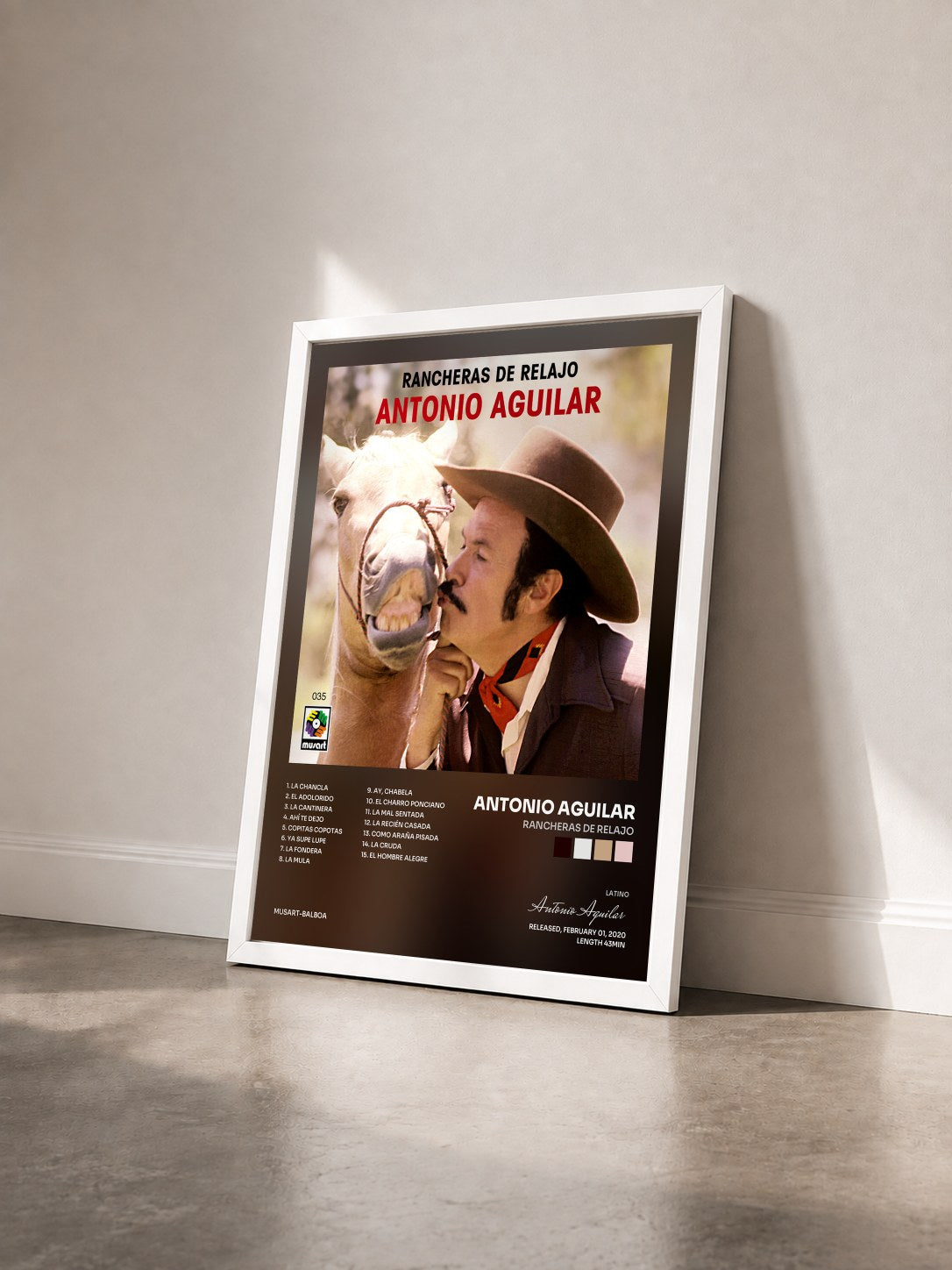 #blanc Tableau de l'album Rancheras de Relajo de Antonio Aguilar vu de trois quarts, cadre blanc