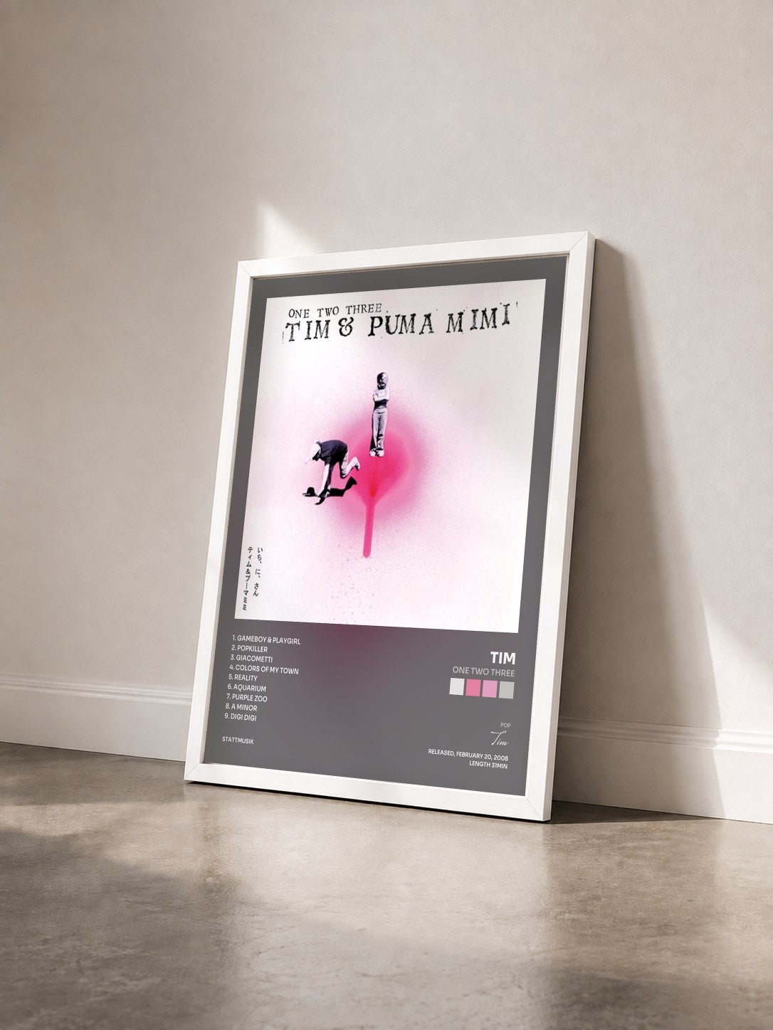 #blanc Tableau de l'album One Two Three de Tim vu de trois quarts, cadre blanc