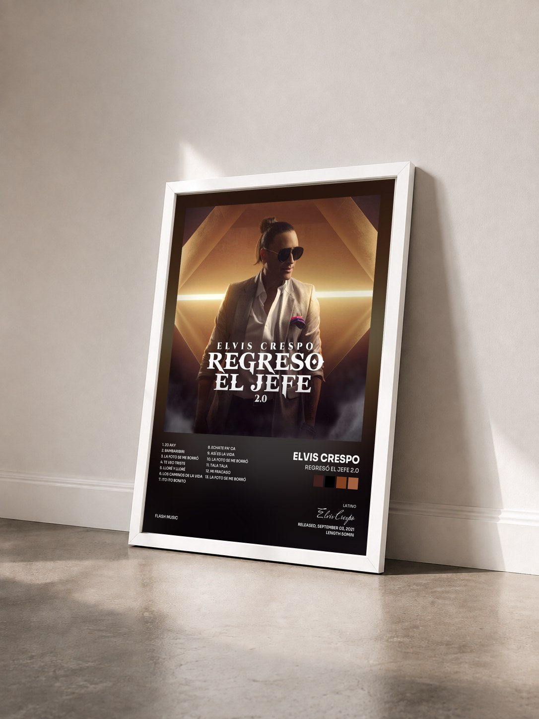 #blanc Tableau de l'album Regresó el Jefe 2.0 de Elvis Crespo vu de trois quarts, cadre blanc