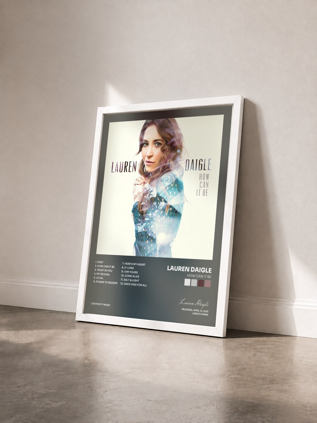 #blanc Tableau de l'album How Can It Be de Lauren Daigle vu de trois quarts, cadre blanc