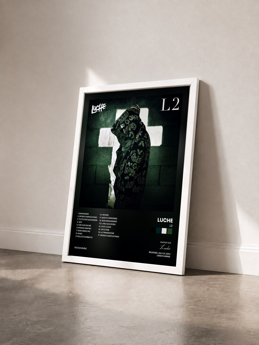 #blanc Tableau de l'album L2 de Luche vu de trois quarts, cadre blanc