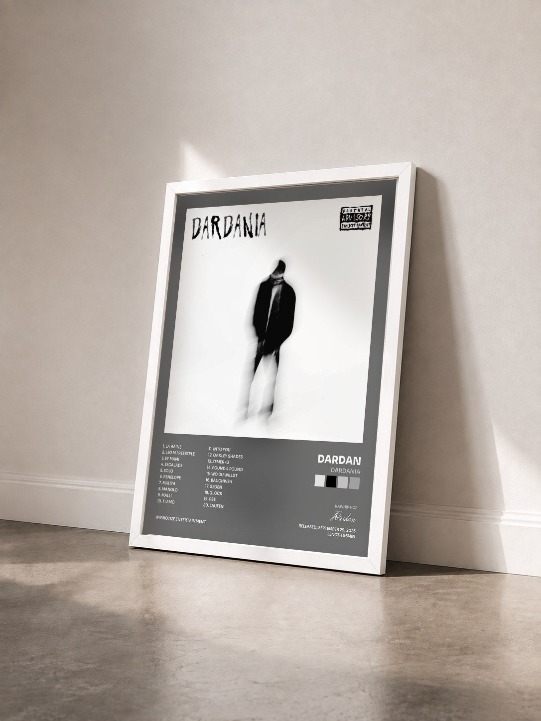 #blanc Tableau de l'album Dardania de Dardan vu de trois quarts, cadre blanc