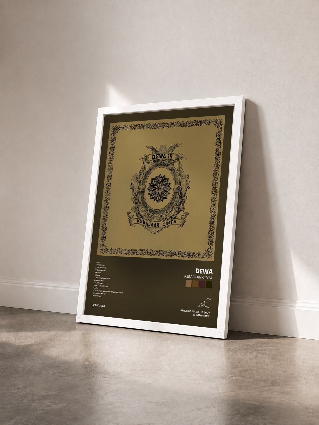 #blanc Tableau de l'album Kerajaan Cinta de Dewa vu de trois quarts, cadre blanc