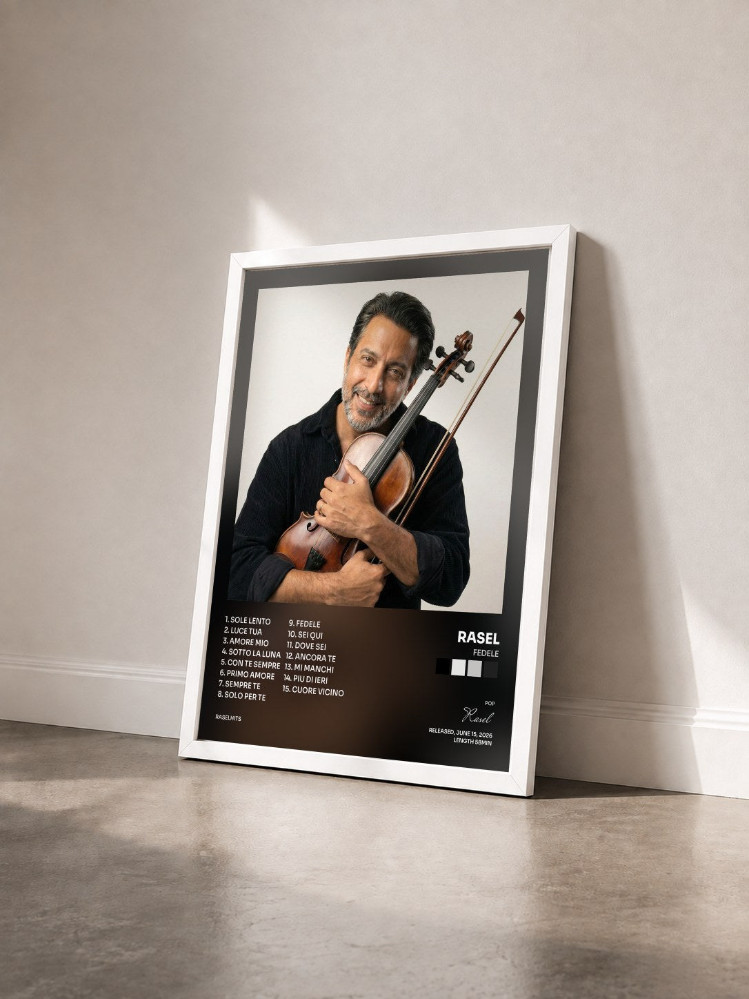#blanc Tableau de l'album Fedele de Rasel vu de trois quarts, cadre blanc