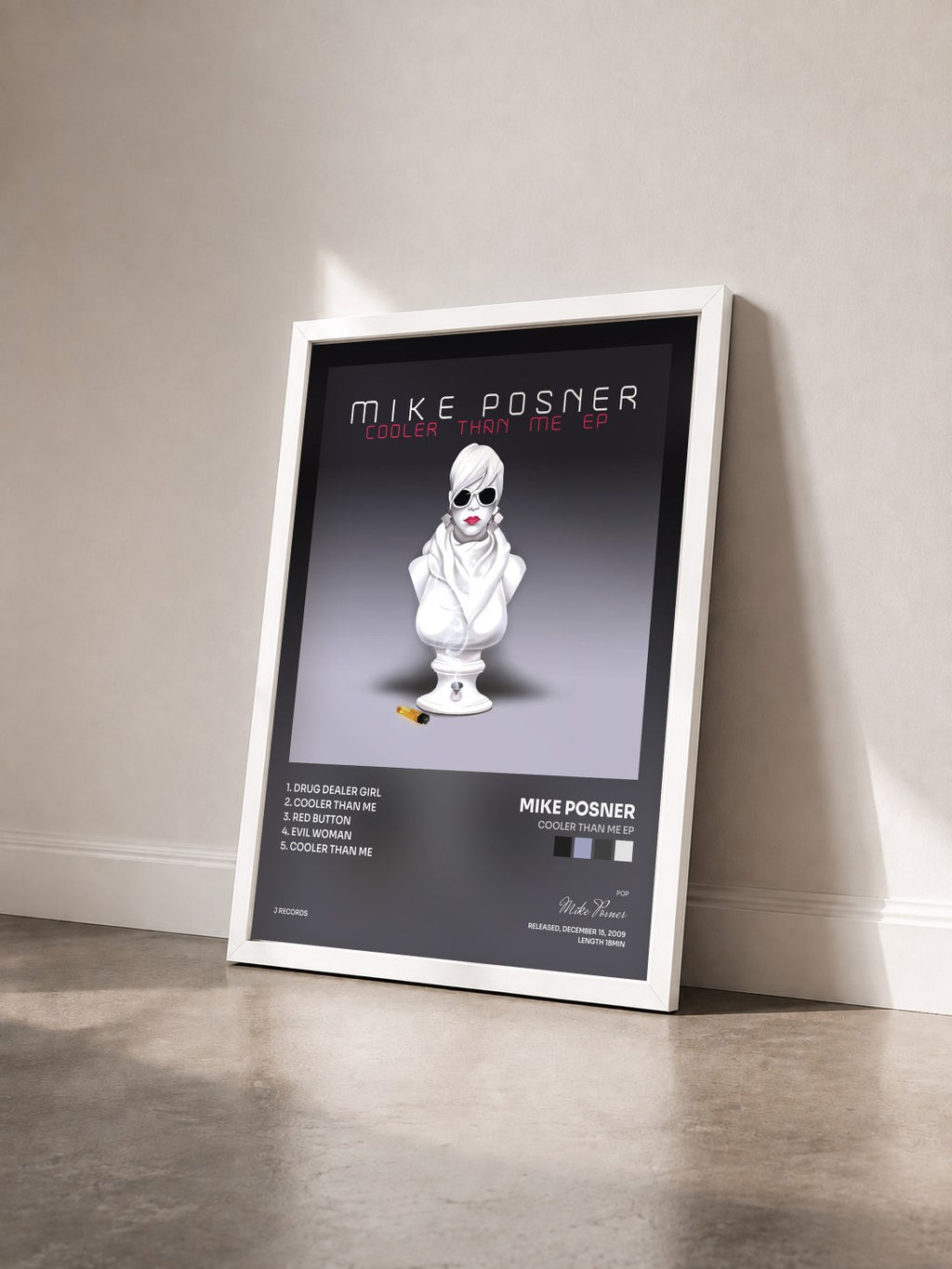 #blanc Tableau de l'album Cooler Than Me EP de Mike Posner vu de trois quarts, cadre blanc